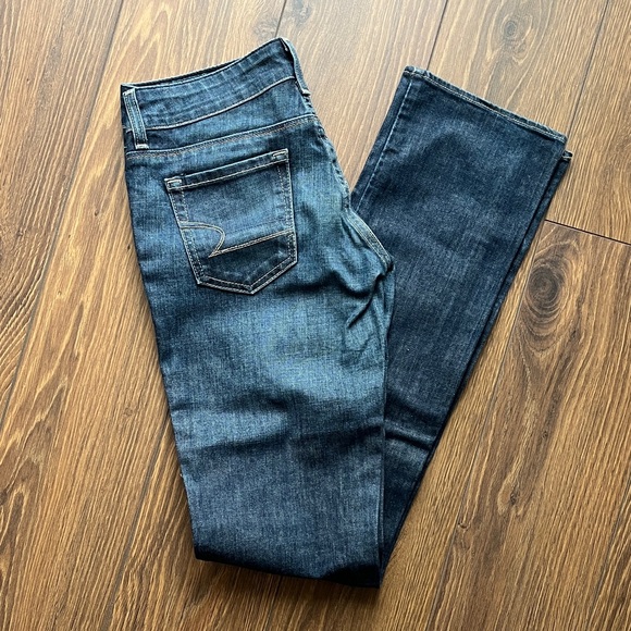 American Eagle Outfitters Straight Medium Wash Denim Jeans - Picture 1 of 7